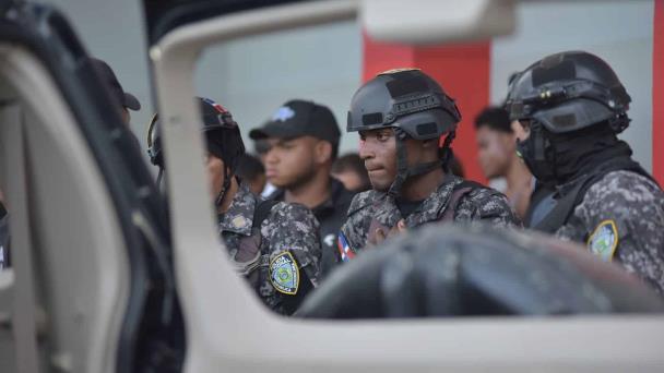 Ocupan fusil durante el apresamiento de otro de los implicados en asalto a sucursal del Banreservas