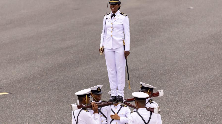 La Academia Naval César De Windt Lavandier celebra su 149 aniversario ante la mirada estadounidense