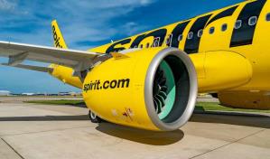 Spirit Airlines se derrumba en bolsa ante posible quiebra