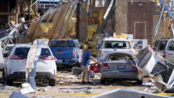 Al menos 23 muertos por tormentas en EE. UU. donde se esperan más tornados y lluvias
