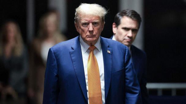 Defensa de Trump en su alegato final ataca a Cohen y subraya falta de pruebas contra Trump