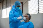 Casos activos de COVID-19 aumentan 235 % en 14 días Casos activos de COVID-19 aumentan 235 % en 14 días