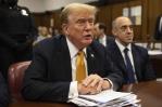 Fiscal dice que Trump intentó engañar a los votantes; defensa ataca a testigo clave