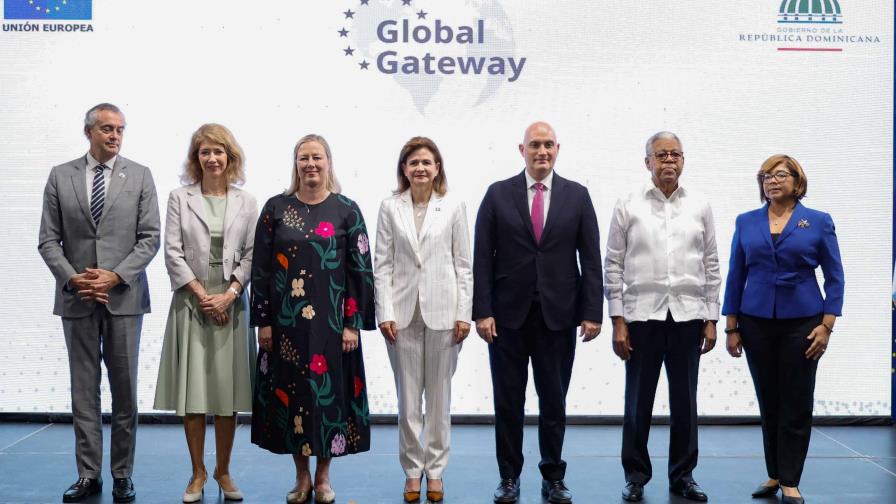 La Unión Europea presenta el programa Global Gateway para inversiones en RD