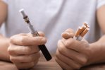 Dr. Humberto Choi: A veces los jóvenes consumen tabaco para tratar un problema de salud mental
