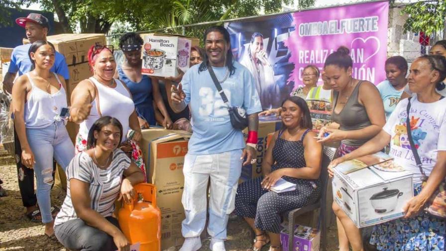 Omega El Fuerte celebra el Día de las Madres con una actividad especial en Pantoja