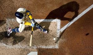 Duro trabajo de catchers no impide a algunos lucir con el bate en Grandes Ligas