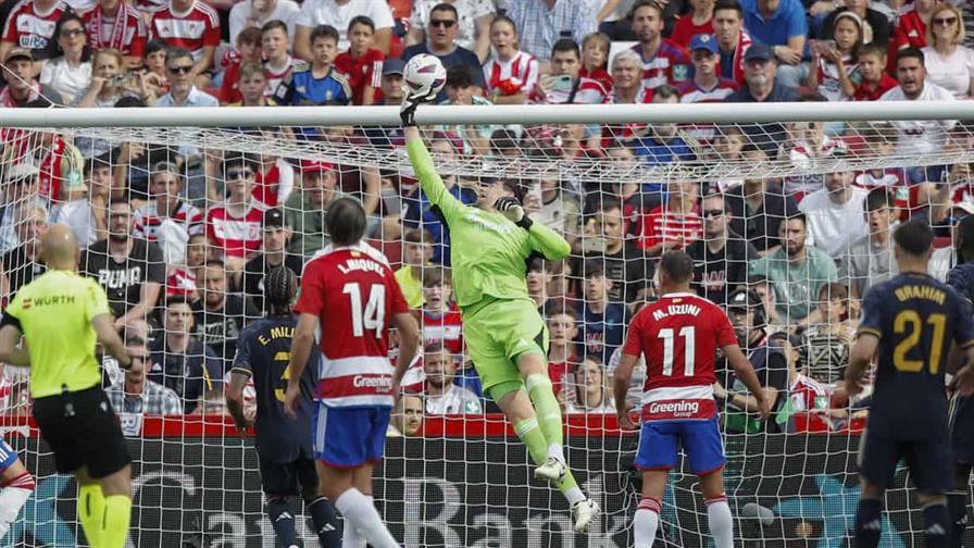 Courtois no logra la reconciliación perfecta con Bélgica