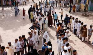 Inicia el día 44 de elecciones en India, el último en las más grandes votaciones del mundo