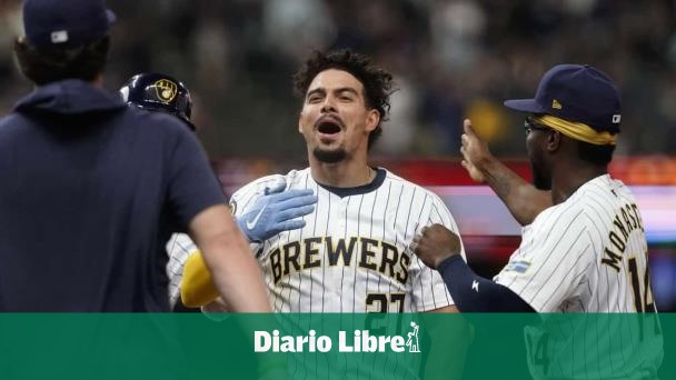 Willy Adames impulsa la victoria de Cerveceros 4-3
