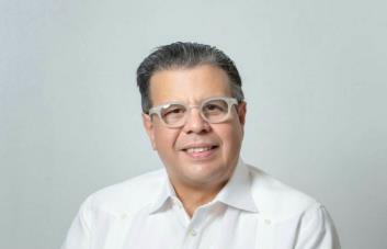 Director Norcentral del SNS, doctor Lora Perelló fue hospitalizado al sufrir posible ACV