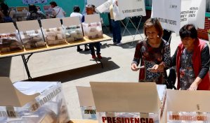 Cierran los centros de votación en la mayoría del territorio de México