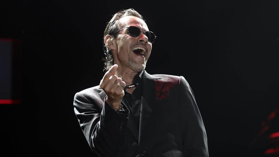 marc%C2%A0anthony-llena-de-luz-y-ritmos-de-salsa-el-navarra-arena-focus-min0.01-0.55-896-504