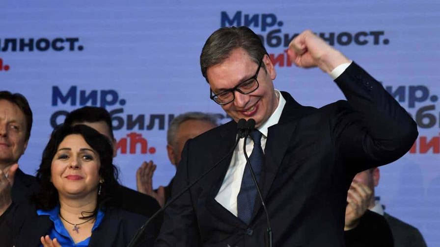 Presidente de Serbia niega haber participado en el safari de Sarajevo tras acusaciones