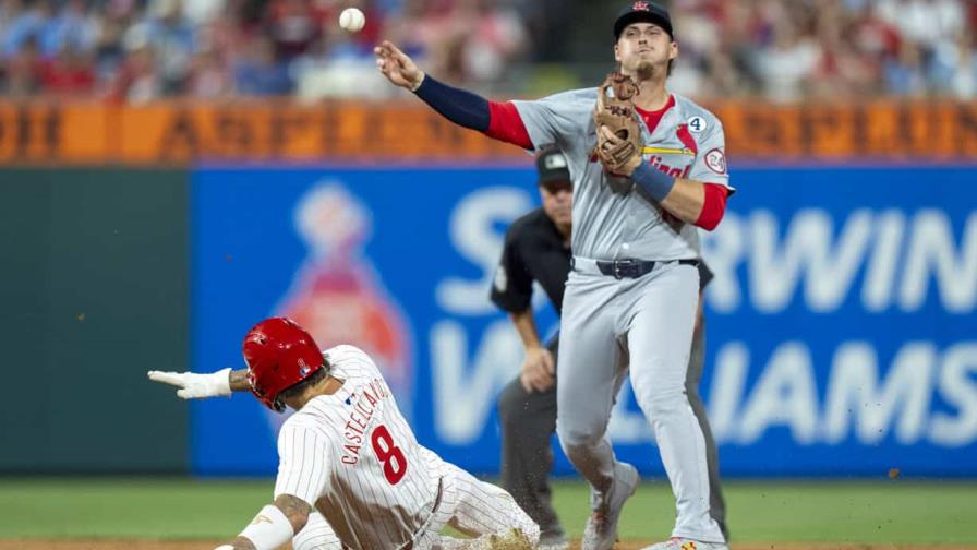 Nolan Gorman pega jonrón y remolca la carrera del triunfo de Cardenales sobre Filis en la 10ma