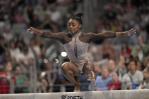 Simone Biles atrapa su 9no título nacional y da aliento a la campeona olímpica Sunisa Lee