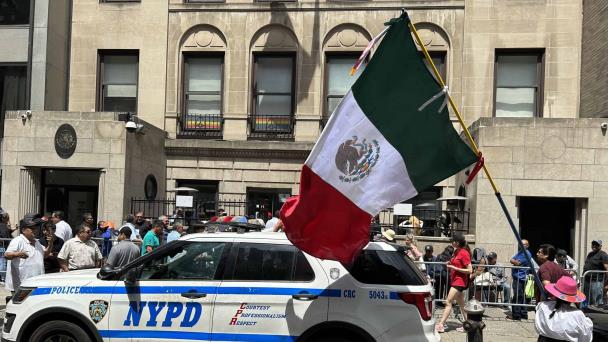 Filas, caos, abucheos y rancheras: Así ha sido votar para las elecciones mexicanas en EEUU