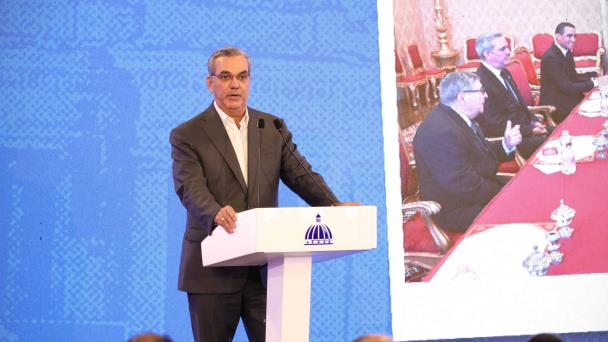 Abinader asegura reforma fiscal se discutirá con todos los sectores