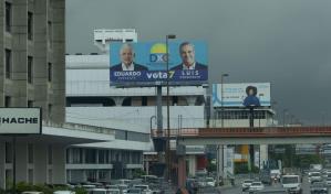 El Gran Santo Domingo y Santiago siguen abarrotados de propaganda política