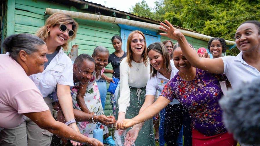 Anuncian construcción de primera etapa de acueducto en comunidad Los Limones