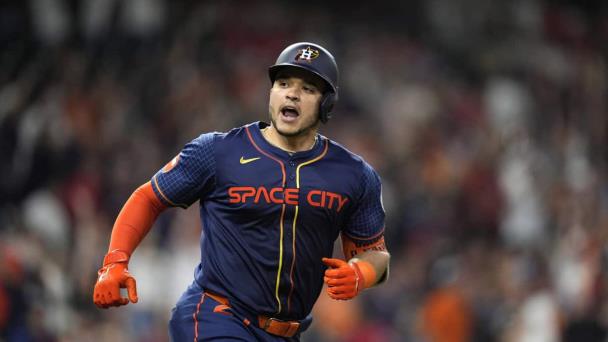 Jonrones de Bregman y Díaz en la 8va impulsan triunfo de Astros 7-4 sobre Cardenales