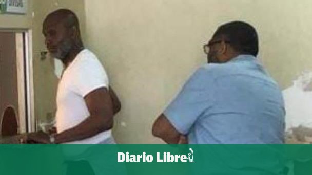 Crisis en Haití: Cruzan frontera ex funcionarios haitianos