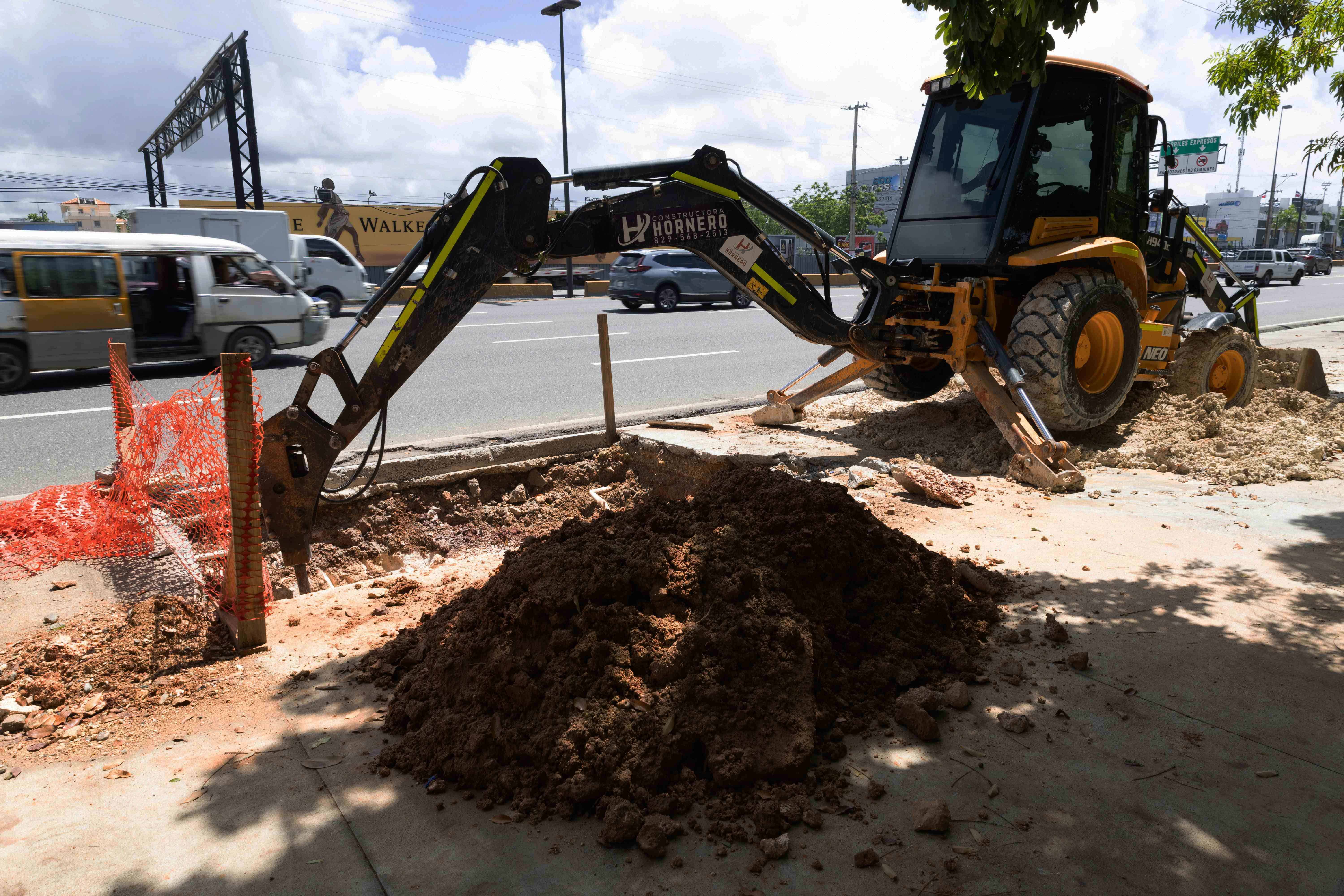 Las excavaciones se hacen en tres lugares.