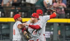 Montas lanza 7 entradas de un hit, Elly De La Cruz jonronea y Rojos vencen a Rockies