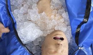 Phoenix utiliza inmersión en hielo para atender a víctimas de la ola de calor en el suroeste de EEUU