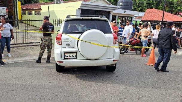 Agentes policiales matan hombre que ultimó a su expareja e hirió un tío suyo en Santiago Rodríguez