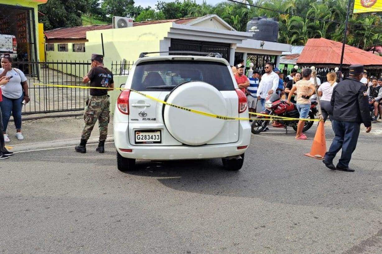 Agentes policiales matan hombre que ultimó a su expareja e hirió un tío suyo en Santiago Rodríguez