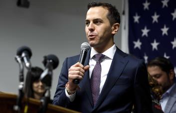 El hijo de Bob Menéndez busca una carrera política
