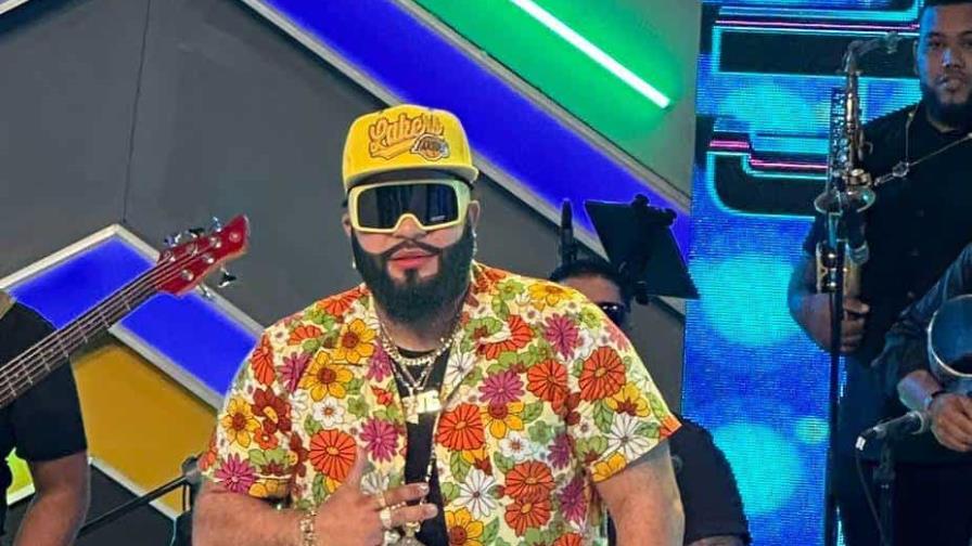 El hijo de Juana lanza Hace calor El hijo de Juana lanza Hace calor