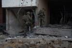 Al menos 75 muertos en el centro de la Franja por ataques israelíes en el último día Al menos 75 muertos en el centro de la Franja por ataques israelíes en el último día