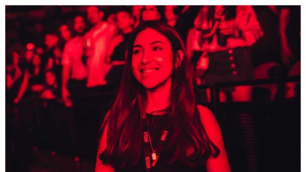 Paula León, el rostro femenino responsable de gira de Don Omar y otros cantantes por Estados Unidos