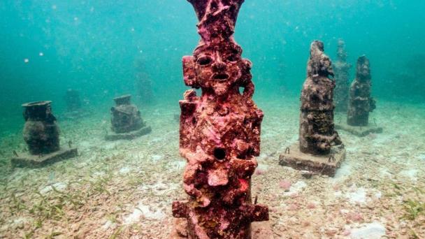 Un museo submarino protege a los corales en el Caribe colombiano