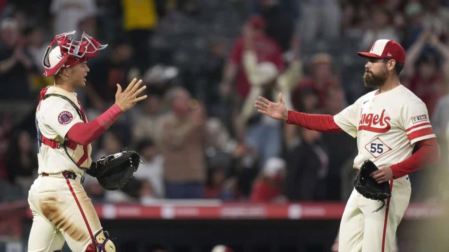 Machado sale lesionado, Soriano gana, Angelinos vencen a Padres