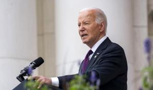 Me niego a creer que la grandeza de Estados Unidos pertenece al pasado, dice Biden en Francia