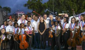 La Orquesta Sinf&oacute;nica Infantil de Punta Cana se lleva los aplausos en concierto en Capotillo