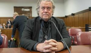 Exasesor de Trump, Steve Bannon, deberá iniciar condena a cuatro meses de prisión el 1 de julio