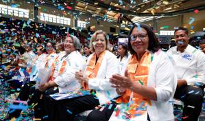 M&aacute;s de 1,900 personas se grad&uacute;an en carreras t&eacute;cnicas en Infotep