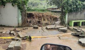 Reportan una mujer muerta en Constanza al colapsar pared a causa de las lluvias