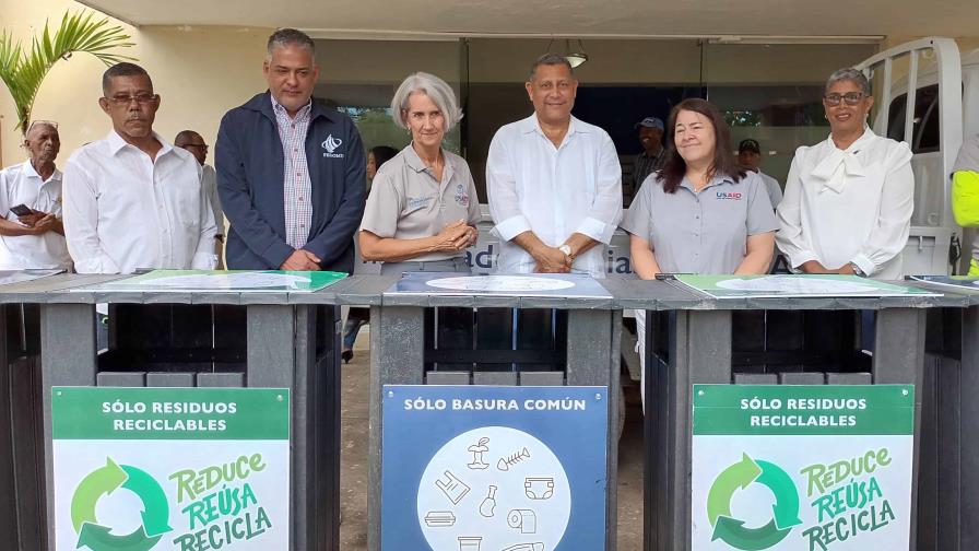 USAID dona equipos esenciales para el manejo de residuos en la provincia de Samaná