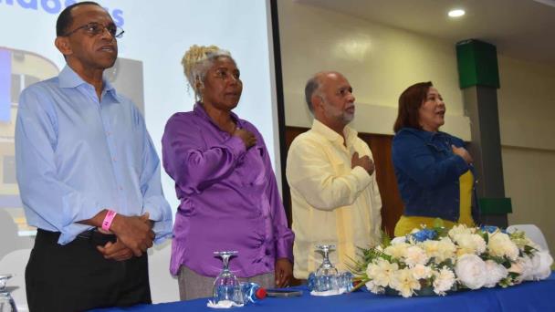 ADP realiza taller para levantamiento del informe de condiciones de las escuelas públicas