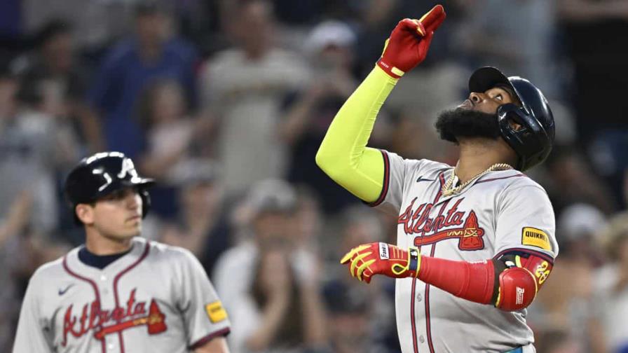 Ozuna llega a 18 jonrones y Bravos remontan para vencer a Nacionales
