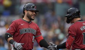 Suárez y Moreno pegan jonrones al hilo y Diamondbacks superan a Padres 4-3