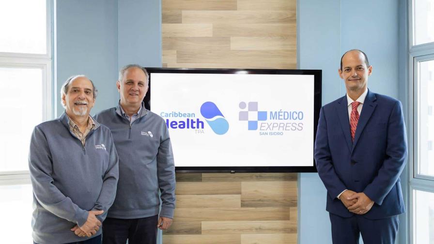 Médico Express y Caribbean Health TPA firman acuerdo para potenciar turismo médico