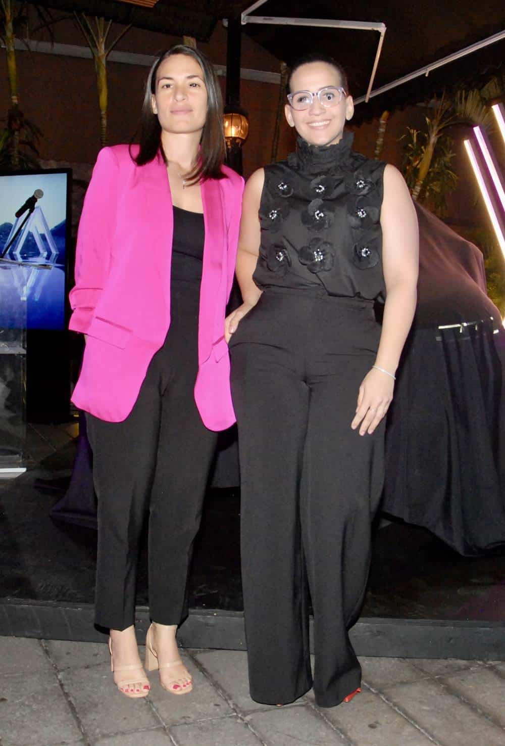 Lilian Batista y Vanes Paulino.