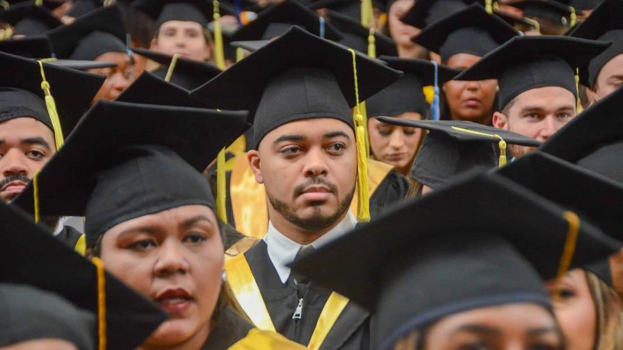 PUCMM celebra su 110ª graduación en Santiago con 849 nuevos profesionales