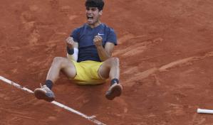 Alcaraz remonta hacia la gloria: primer Roland Garros, tercer Grand Slam